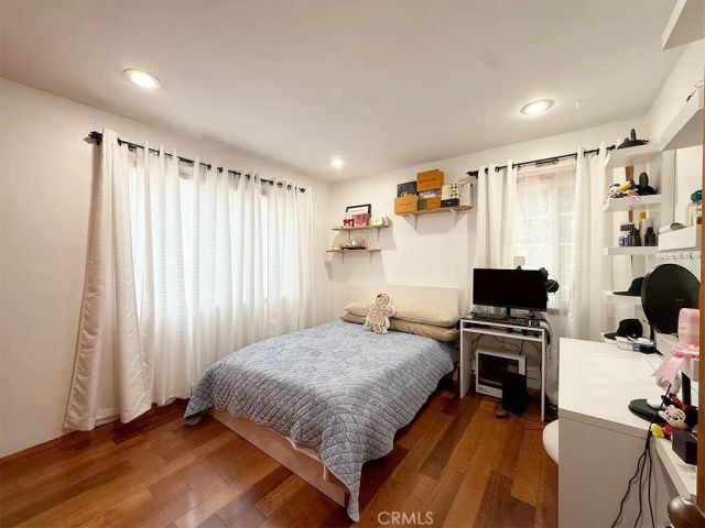 555 Hickory Lane, Pasadena, CA 91103