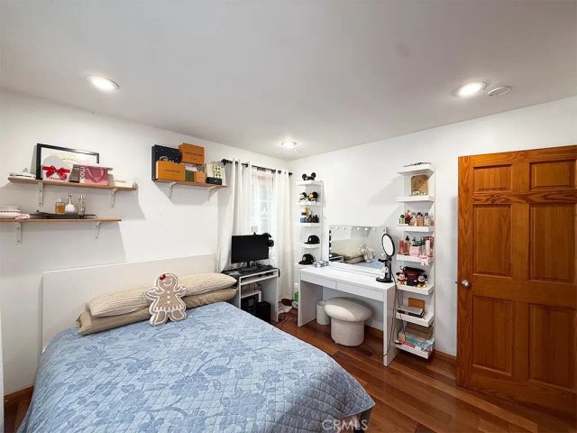 555 Hickory Lane, Pasadena, CA 91103