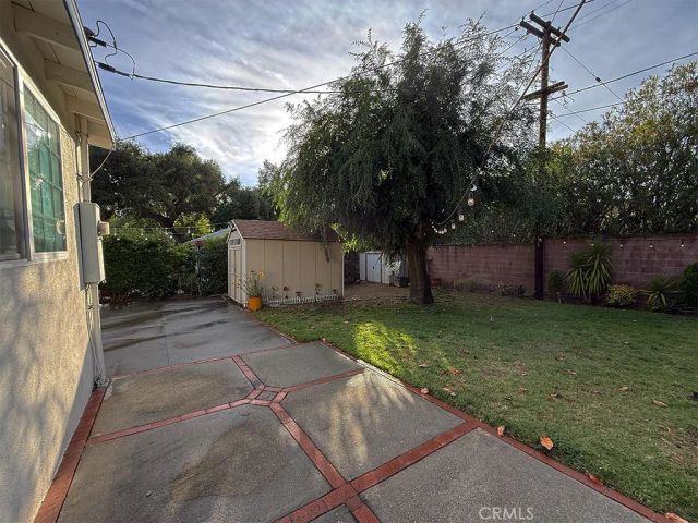 555 Hickory Lane, Pasadena, CA 91103