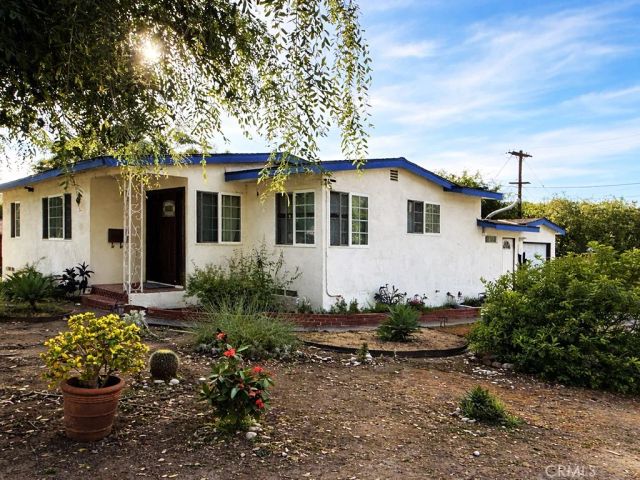 555 Hickory Lane, Pasadena, CA 91103