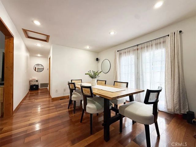 555 Hickory Lane, Pasadena, CA 91103