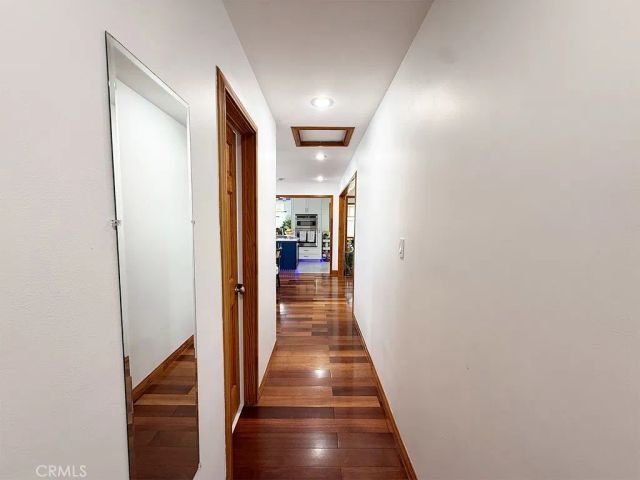 555 Hickory Lane, Pasadena, CA 91103