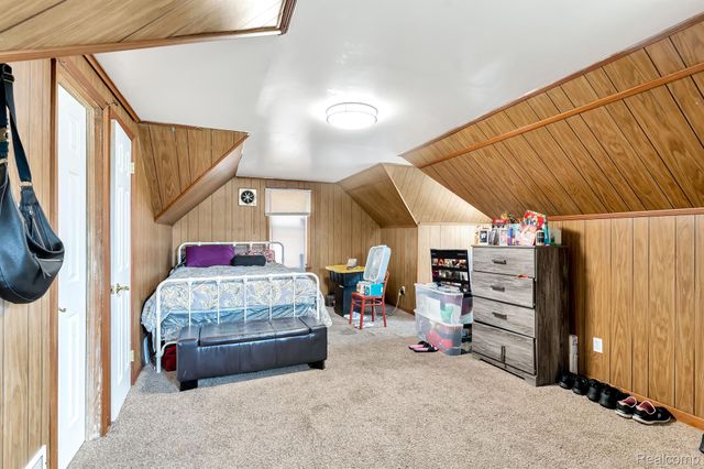 13101 SANTA ROSA Drive, Detroit, MI 48238