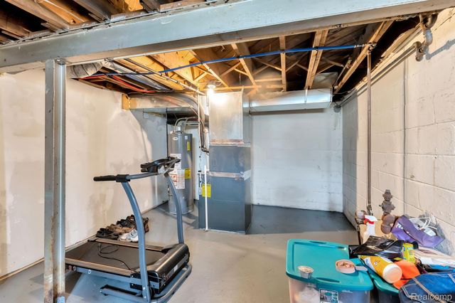 13101 SANTA ROSA Drive, Detroit, MI 48238