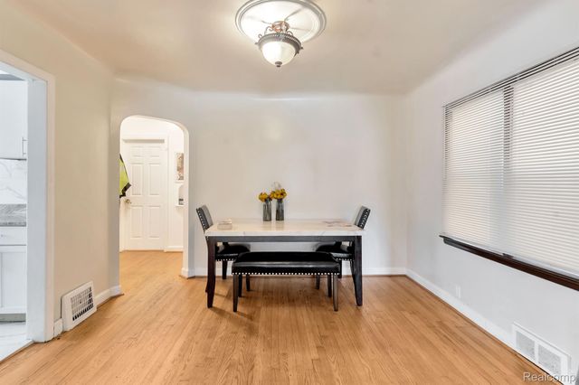 13101 SANTA ROSA Drive, Detroit, MI 48238