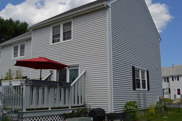 2697 Cranberry Hwy 14, Wareham, MA 02571