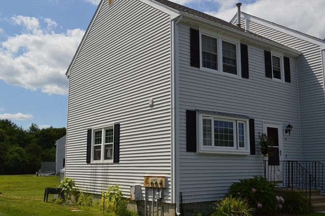 2697 Cranberry Hwy 14, Wareham, MA 02571