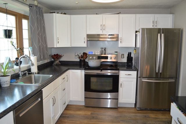 2697 Cranberry Hwy 14, Wareham, MA 02571