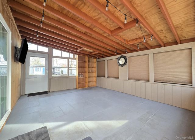 2 Franklin Street, Coram, NY 11727