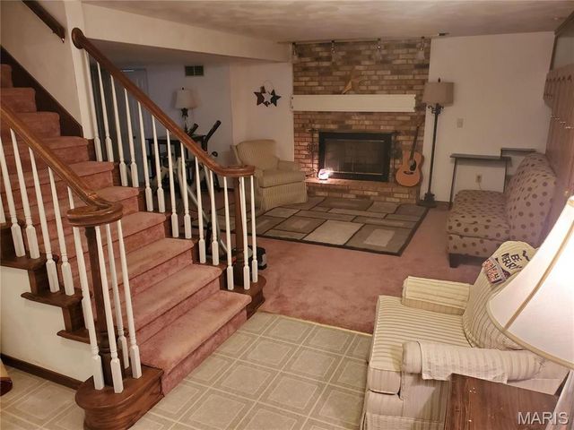 660 W 3rd, Trenton, IL 62293