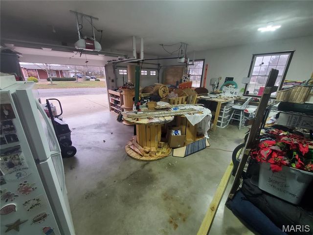 660 W 3rd, Trenton, IL 62293
