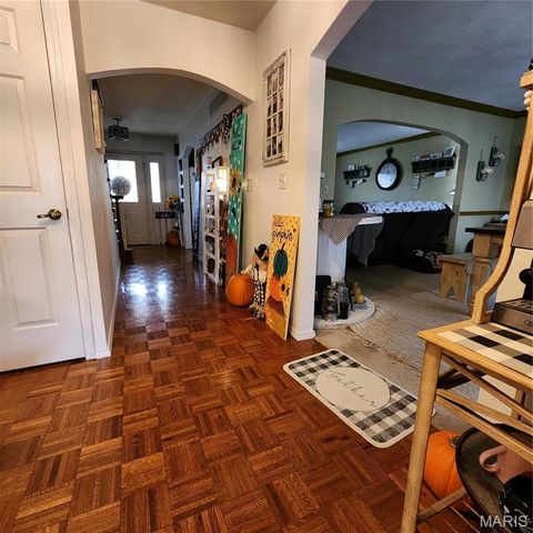 660 W 3rd, Trenton, IL 62293