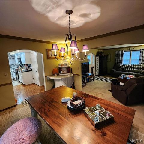 660 W 3rd, Trenton, IL 62293