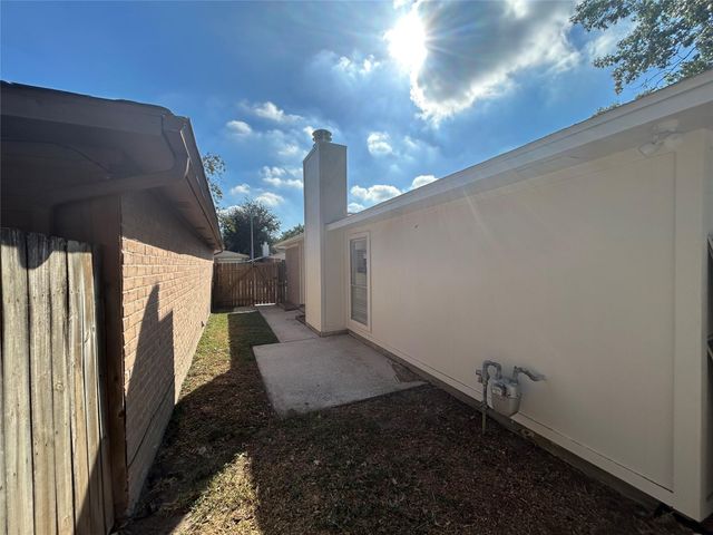 7831 Terra Cotta Drive, Houston, TX 77040