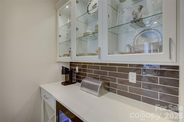 14619 Crosswater Lane, Charlotte, NC 28278