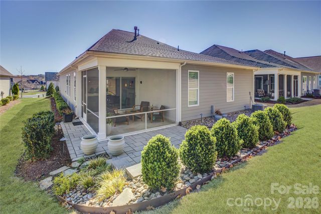 14619 Crosswater Lane, Charlotte, NC 28278