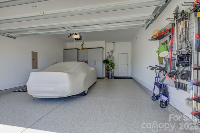 14619 Crosswater Lane, Charlotte, NC 28278