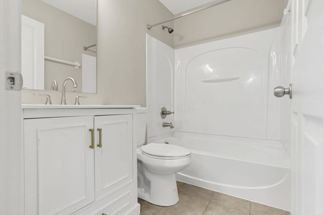 6479 Walnut Fork Drive, Westerville, OH 43081