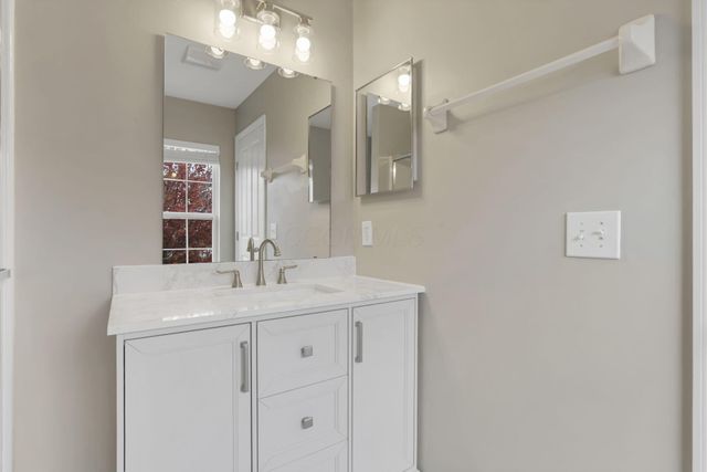 6479 Walnut Fork Drive, Westerville, OH 43081