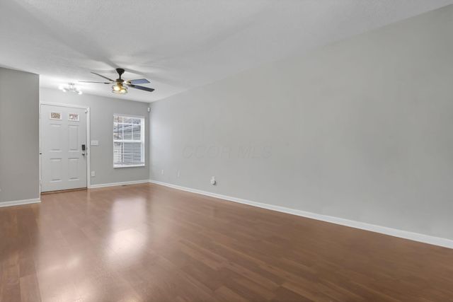 6479 Walnut Fork Drive, Westerville, OH 43081