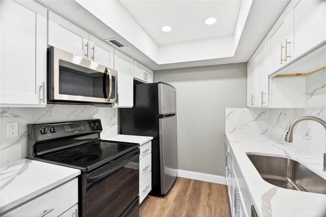 11505 7TH WAY N 2304, St Petersburg, FL 33716