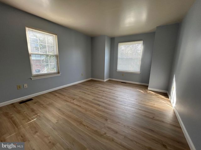 27 MARTINE CT, Newark, DE 19711