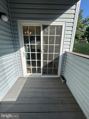 27 MARTINE CT, Newark, DE 19711