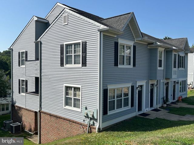 27 MARTINE CT, Newark, DE 19711