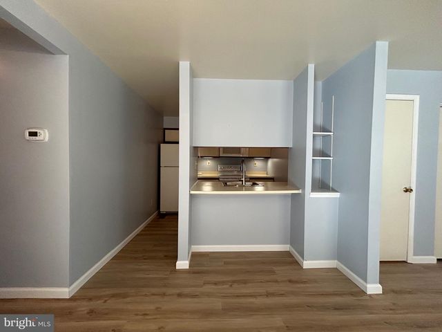27 MARTINE CT, Newark, DE 19711