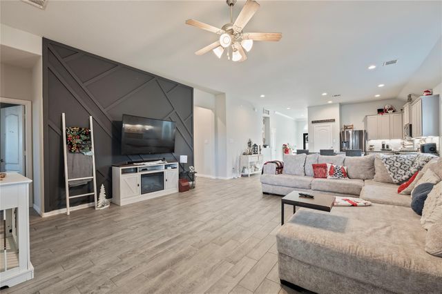 14143 Medina Drive, Baytown, TX 77523