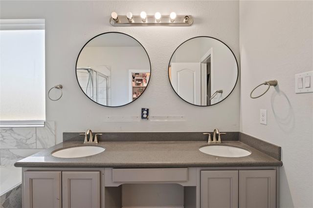 14143 Medina Drive, Baytown, TX 77523