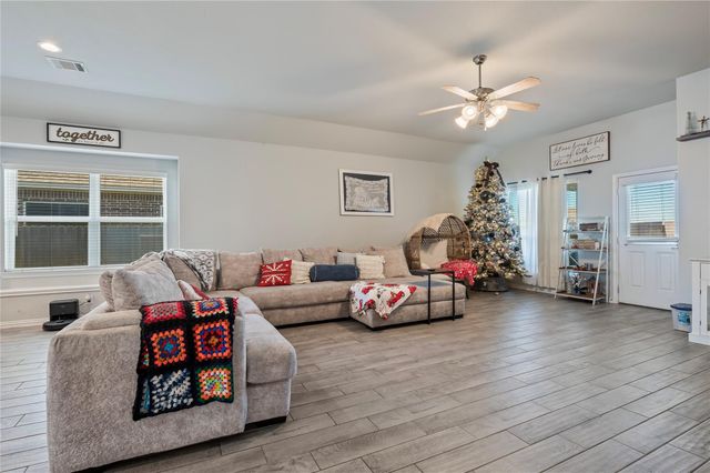 14143 Medina Drive, Baytown, TX 77523