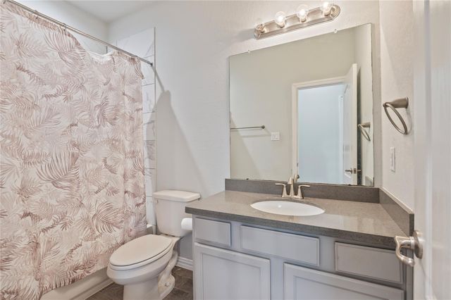 14143 Medina Drive, Baytown, TX 77523