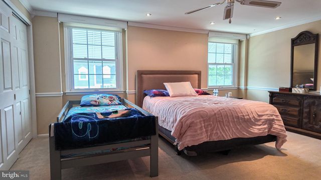 3221 KILBURN RD, Philadelphia, PA 19114