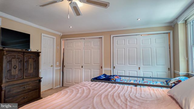 3221 KILBURN RD, Philadelphia, PA 19114