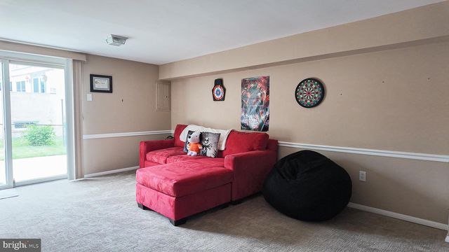 3221 KILBURN RD, Philadelphia, PA 19114