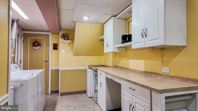 3221 KILBURN RD, Philadelphia, PA 19114