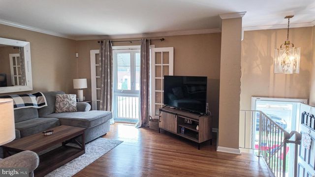 3221 KILBURN RD, Philadelphia, PA 19114