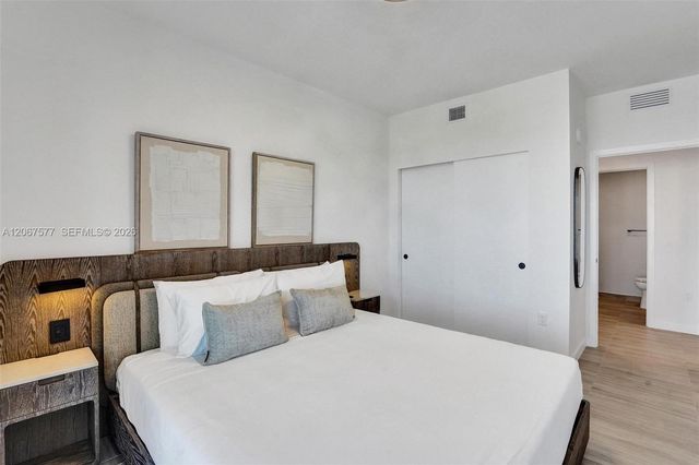 580 72 Street 1001, Miami Beach, FL 33141