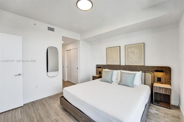 580 72 Street 1001, Miami Beach, FL 33141
