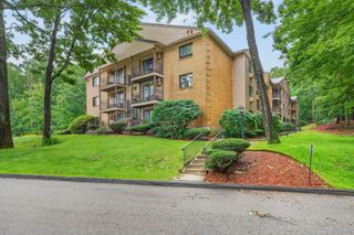 19 Country Club Drive # 1, Manchester, NH 03102