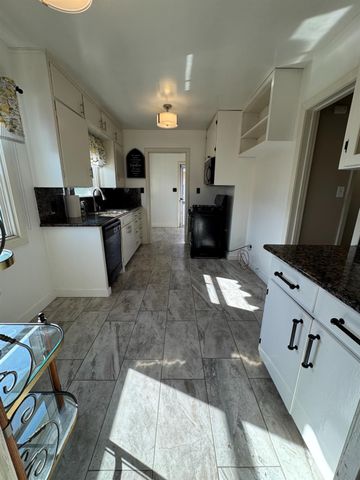 709 S Lee Ave, Lodi, CA 95240