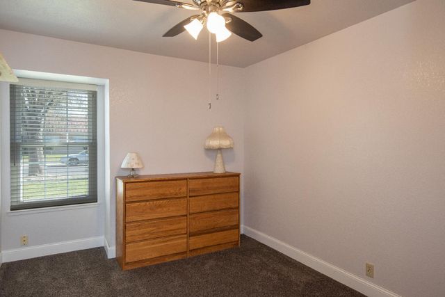 301 Goldrun Dr, Modesto, CA 95354