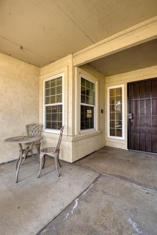 301 Goldrun Dr, Modesto, CA 95354