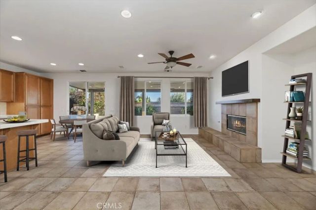 40355 Miklich, Murrieta, CA 92563