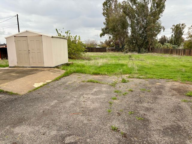 19441 Rd 234, Strathmore, CA 93267