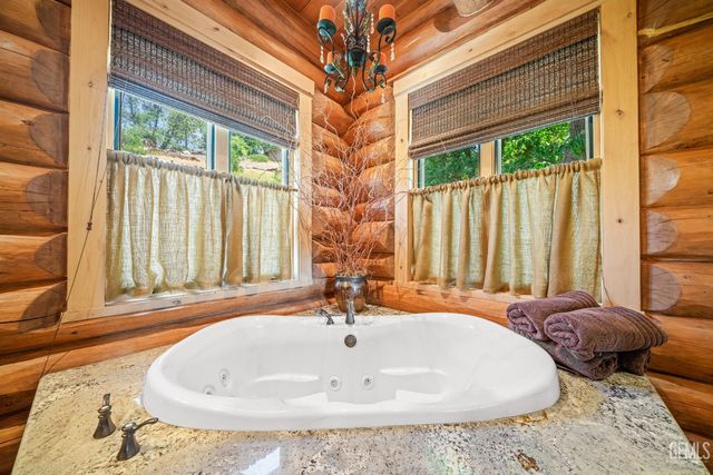26000 Deertrail Drive, Tehachapi, CA 93561