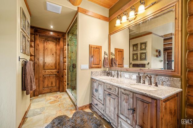 26000 Deertrail Drive, Tehachapi, CA 93561