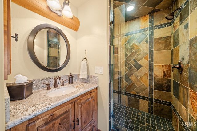 26000 Deertrail Drive, Tehachapi, CA 93561
