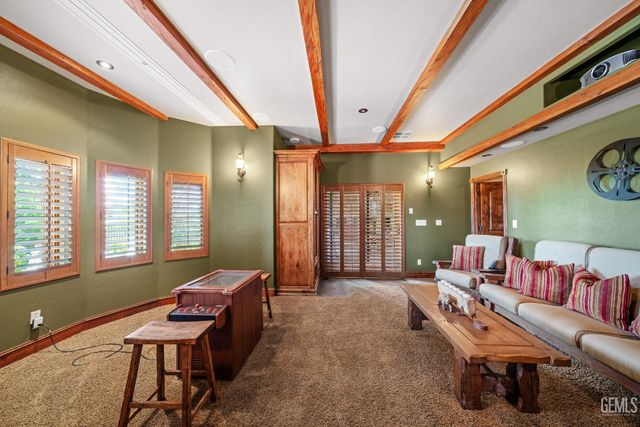 26000 Deertrail Drive, Tehachapi, CA 93561